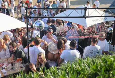 Eindrücke von der After Race Party _Datum (JJMMTT) _-15