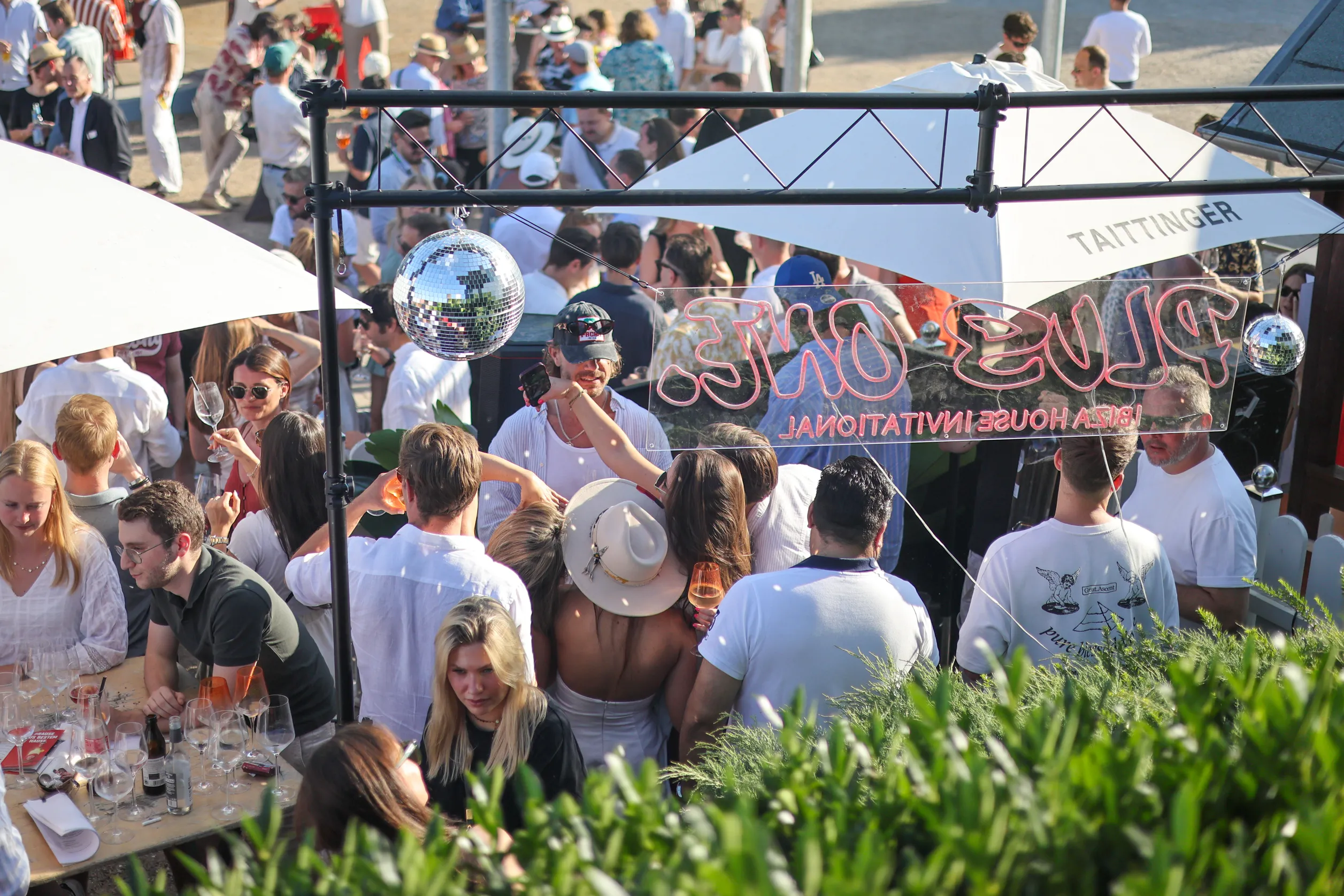 Eindrücke von der After Race Party _Datum (JJMMTT) _-15